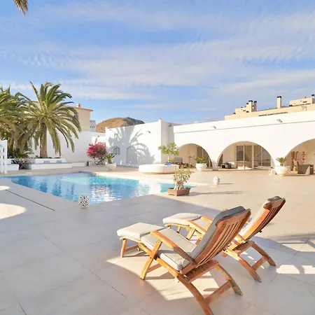 Andalusian Salt Pool Bliss *