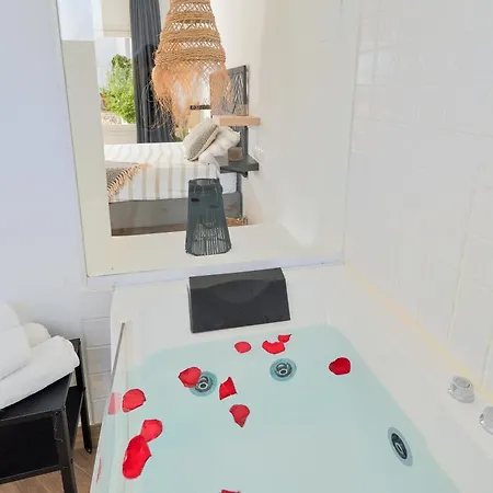 Andalusian Salt Pool Bliss *