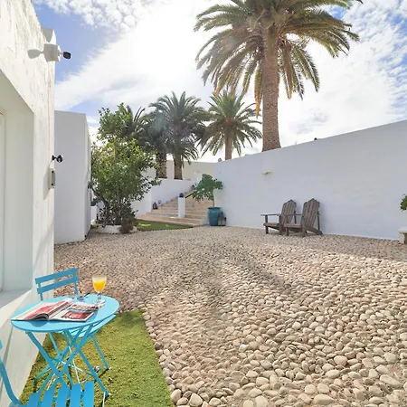 Andalusian Salt Pool Bliss Villa *