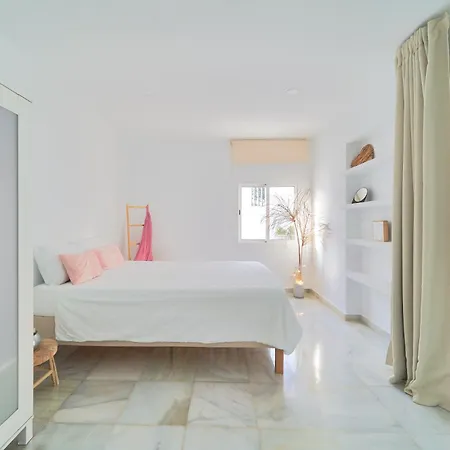 Andalusian Salt Pool Bliss Villa *